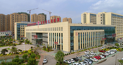 为方便居民在家门口就医，近年来，泰安市大力兴建公立医院，泰安妇幼保健院就是其中之一