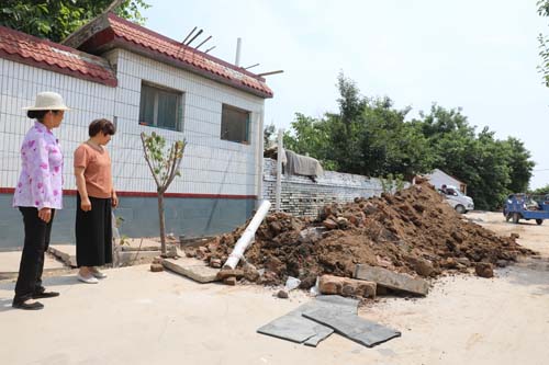 寿光圣城街道旱厕改造现场。