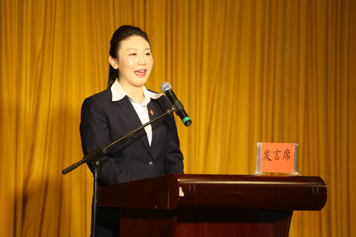 青岛市福彩中心区域管理员王雅囡宣讲