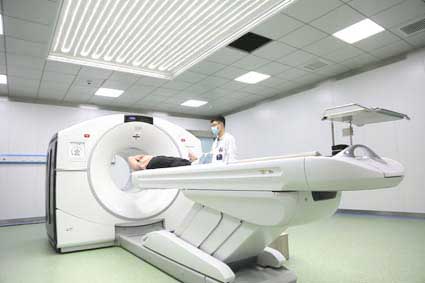 医院引进国内首台全息数字化PET-CT