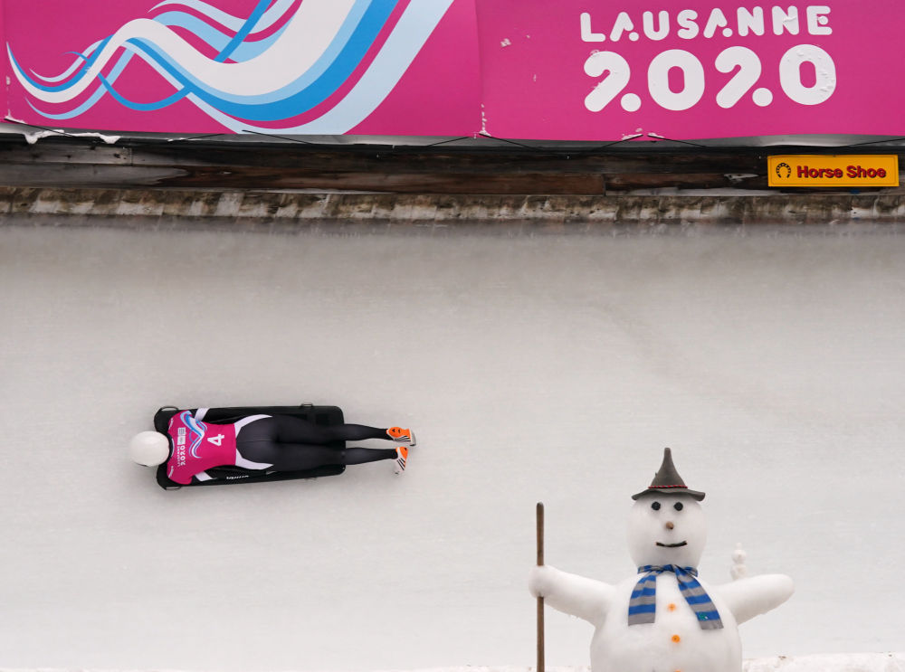 2020年1月19日，中国选手赵丹在瑞士举行的第三届冬青奥会女子钢架雪车项目比赛中。新华社记者 张晨霖 摄
