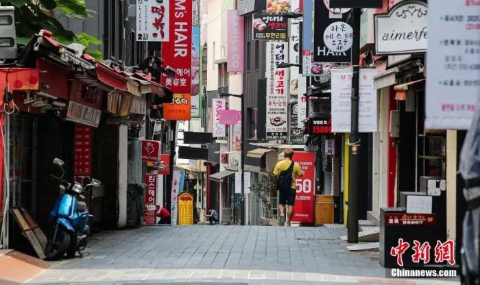 资料图：首尔明洞街头。图片来源：视觉中国