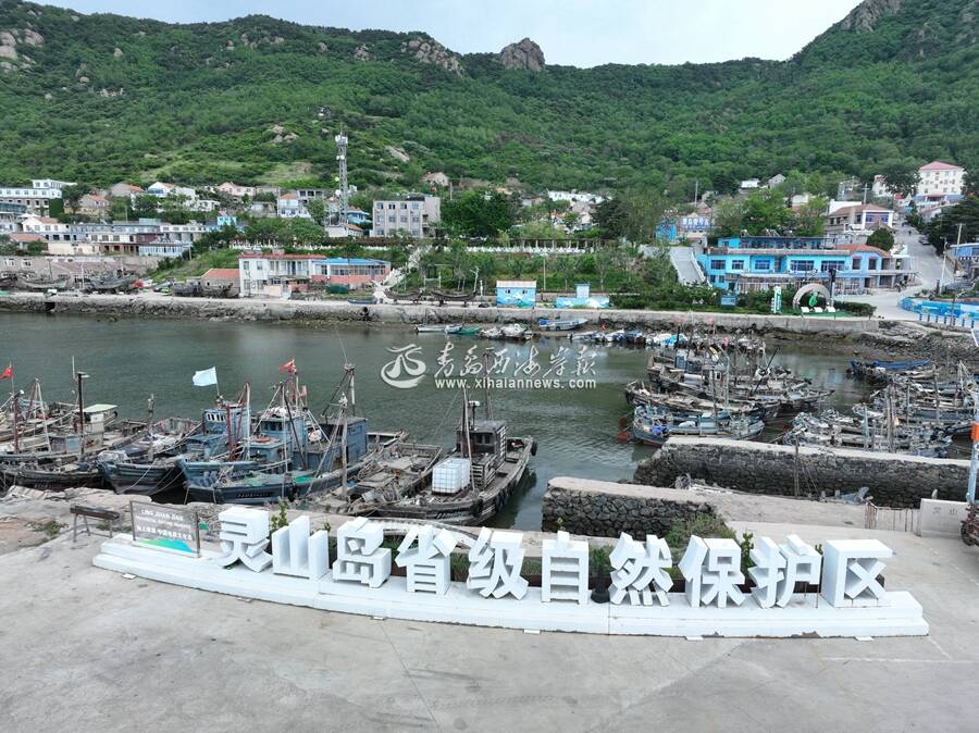 灵山岛景色灵秀。