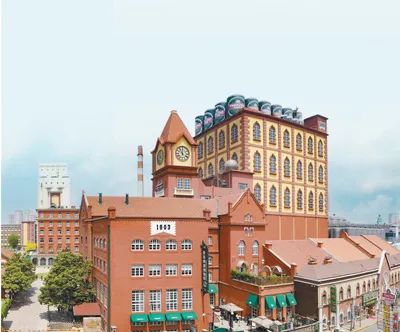 擁有120年歷史的青島啤酒廠。青島啤酒供