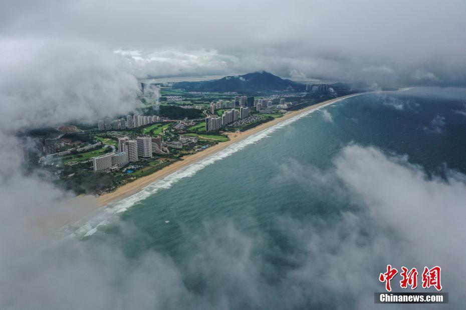 人民日报客户端台风“鹦鹉”登陆，广东全省转移6.7万余人
