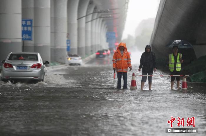 中新网国家防总部署强降雨防范工作，部分河流或有超警洪水