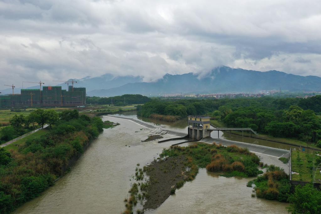 潦河灌区的乌石潭陂。（水利部供图）