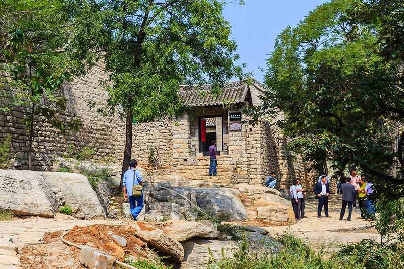 邹城市上九山村景区