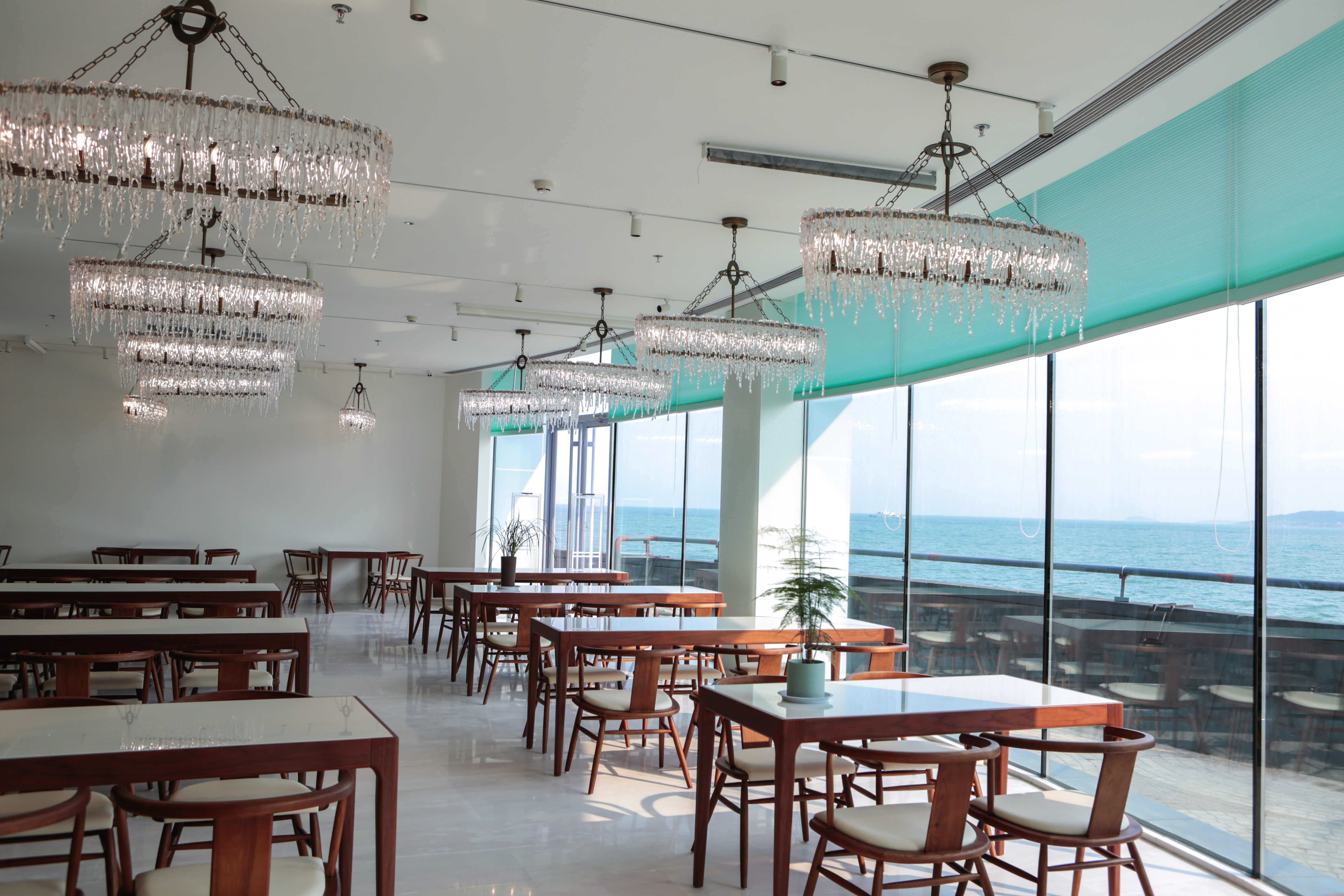 “宫廷鸭匠”餐厅