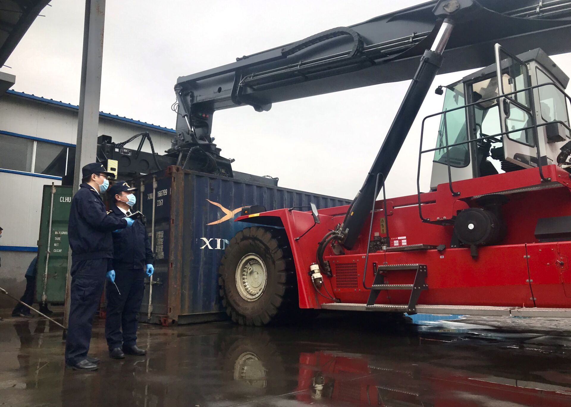 大众日报客户端·海报新闻逆势发力，“齐鲁号”月开行量成功破百