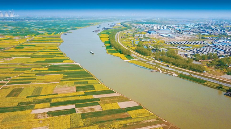 大众报业·大众日报客户端齐鲁政情丨鲁南经济圈定位淮河流域经济隆起带，是基于这项国战略