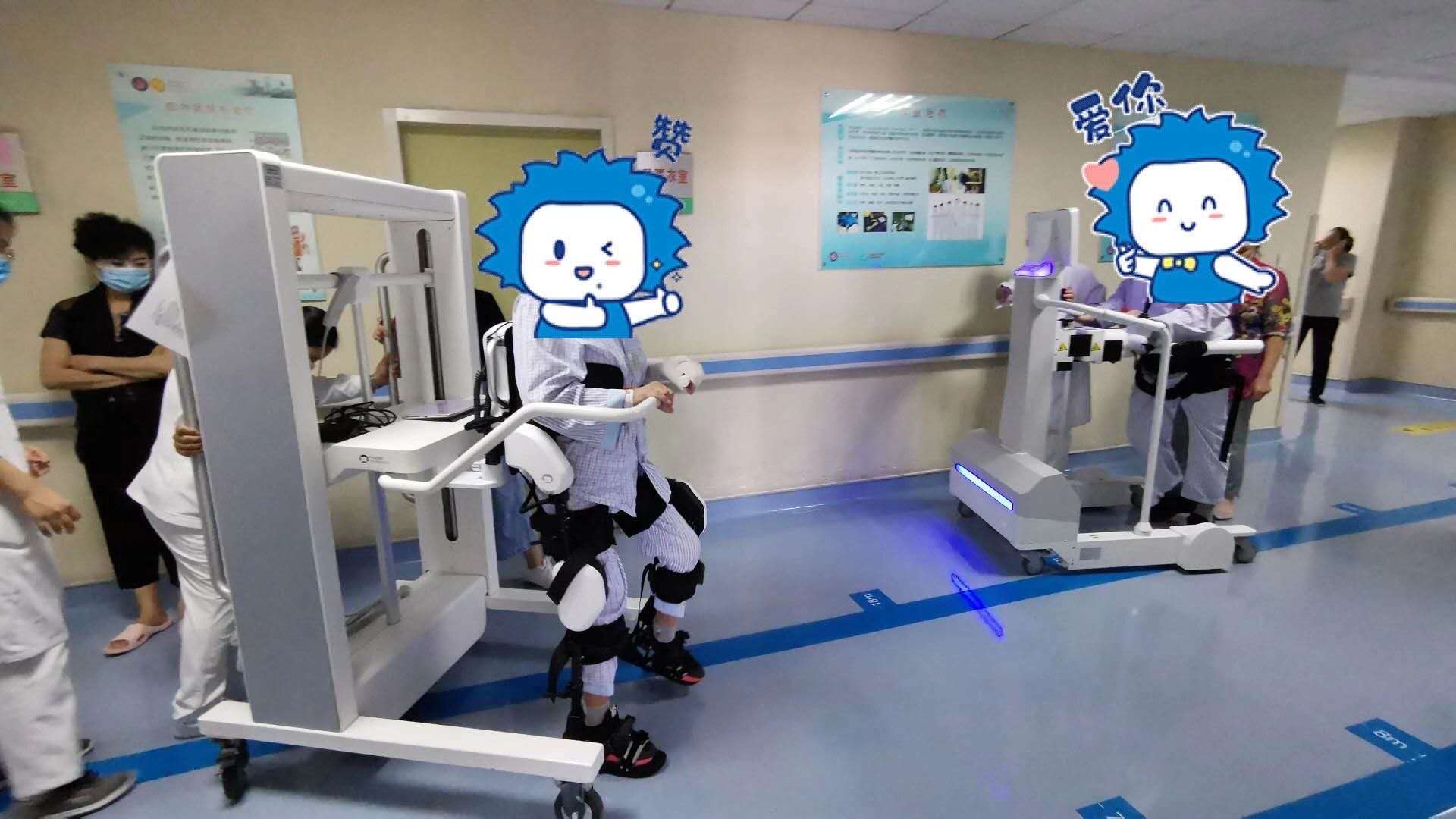 全球首个！智慧康养机器人养老驿站在北京投用