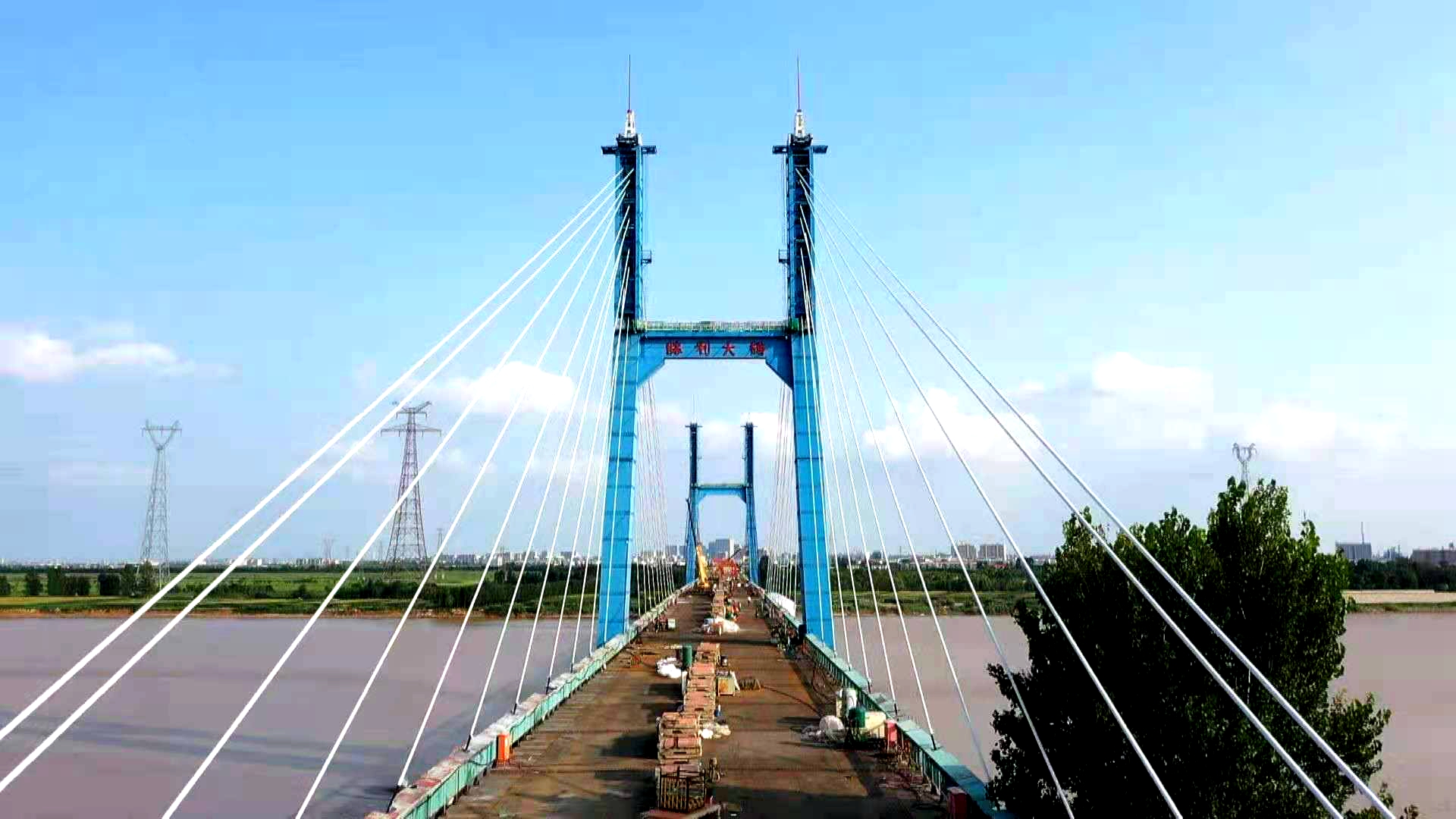 全国首座钢斜拉桥换索完成,确保年底全桥通车