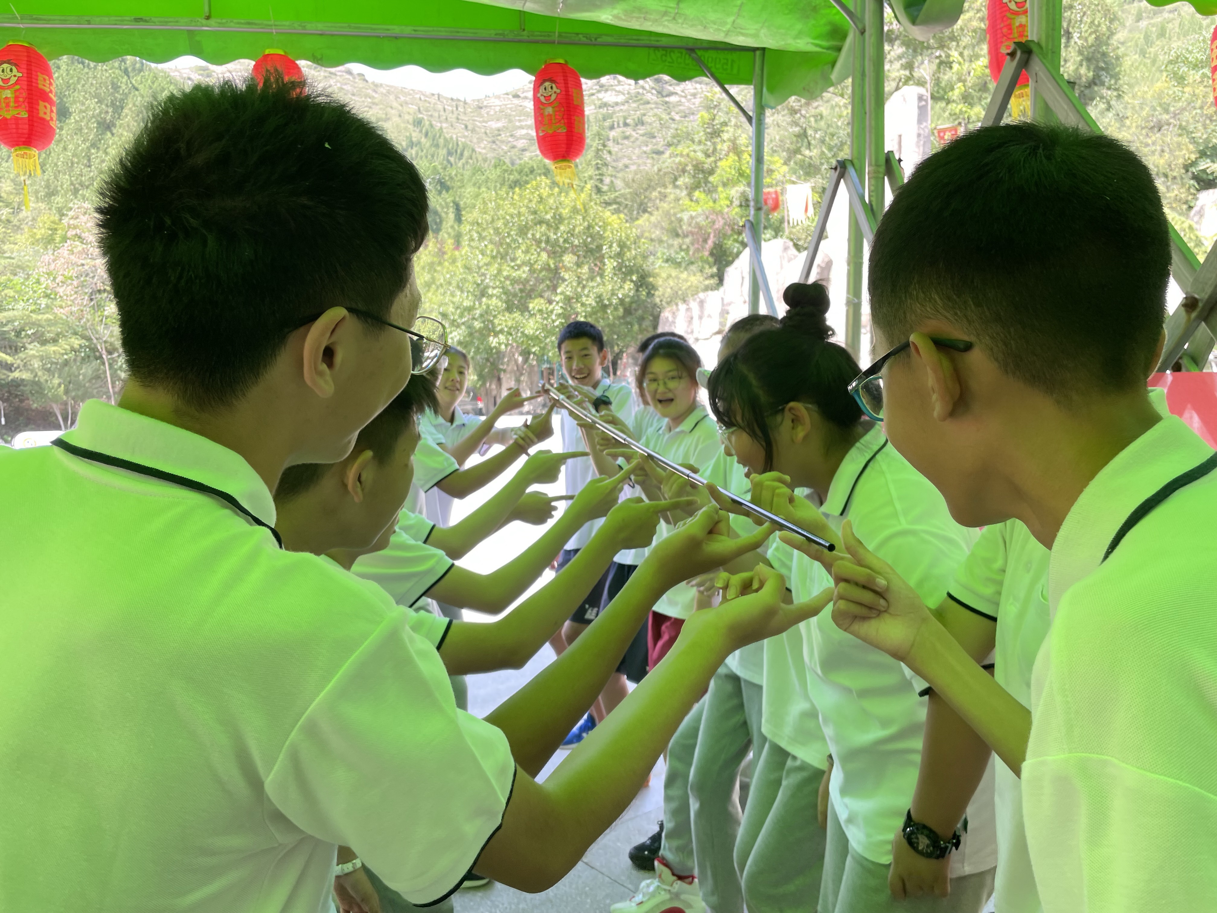 让每个凝心聚力的时刻绽放光彩！济南外国语学校户外拓展锻造团队意必一运动官网识(图10)