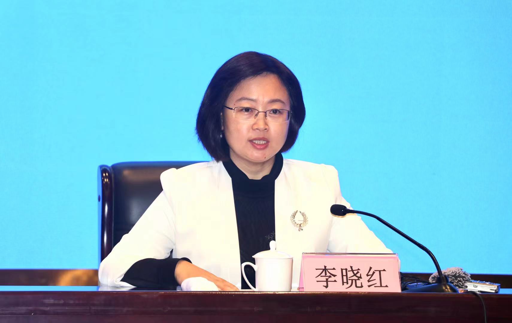 摄影 杨峰