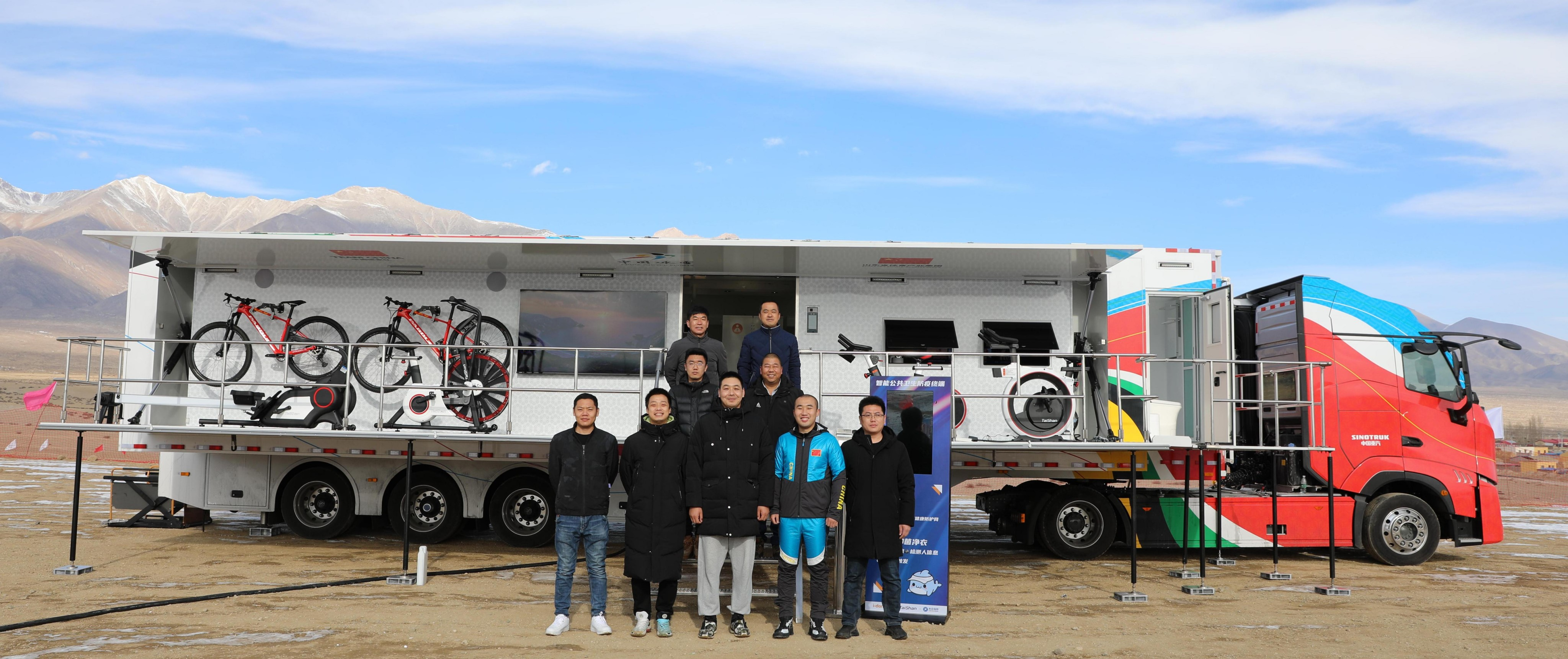 2021年11月13-27日，保障团队奔赴新疆博乐市温泉县完成首次保障服务工作