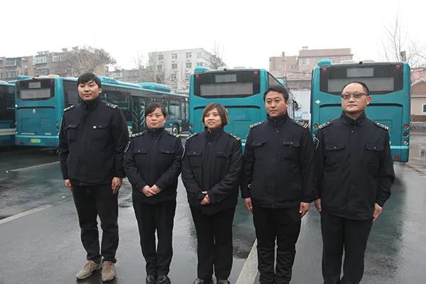 济南公交集团老虎山隧道救火集体