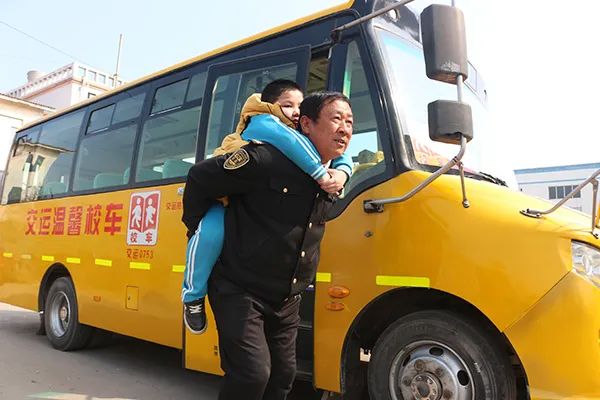 宋学信 青岛城运控股交运集团胶州分公司校车驾驶员