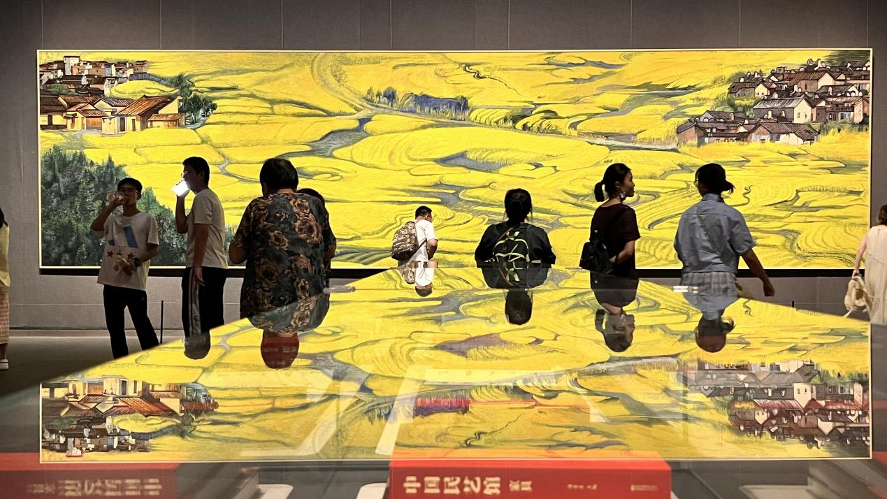 “寄情大湾区——潘鲁生艺术作品巡回展”现场