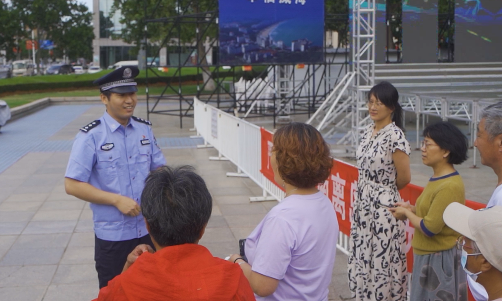 威海市开展“拒绝走私 从我做起”反走