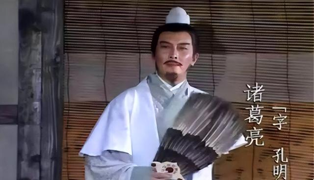 唐国强在《三国演义》中扮演诸葛亮