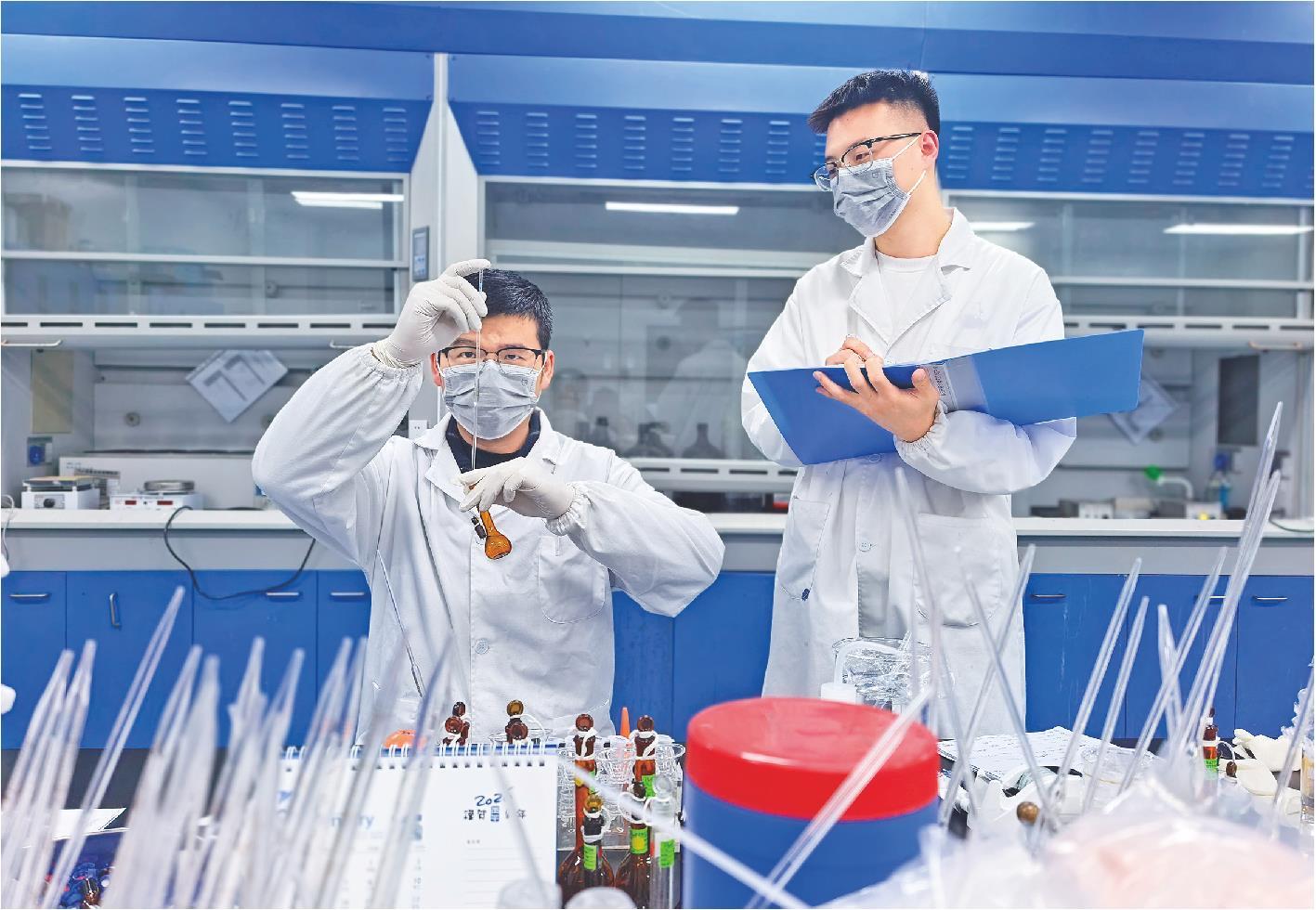 三年攻坚,炼成中美双报救命药